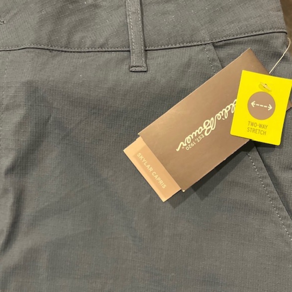 Eddie Bauer Skylar Capris/Large/Dark Denim Blue/NWT